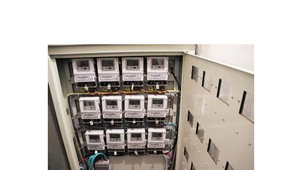 電表箱跳閘怎么復位